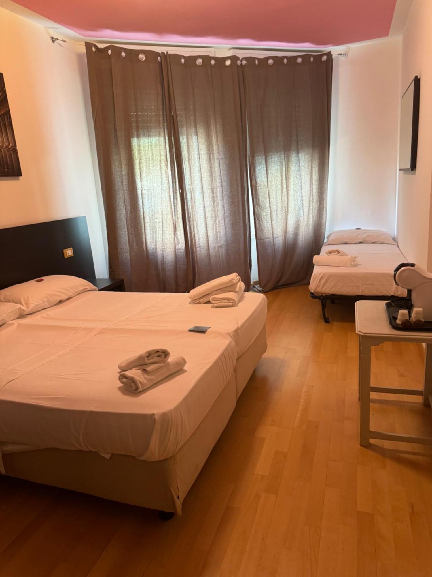 Affitta Camera Apartment *