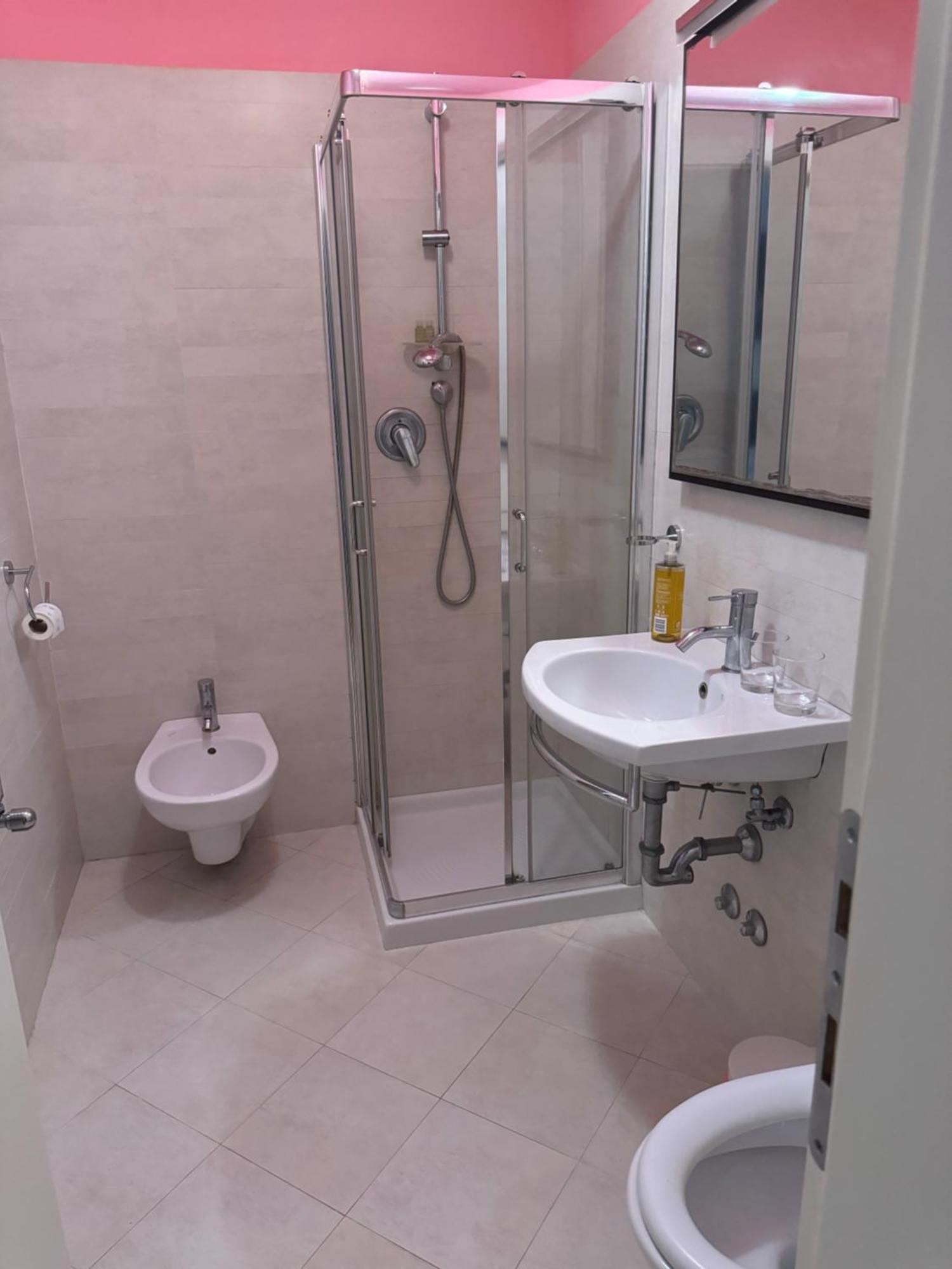 Apartamento Affitta Camera *